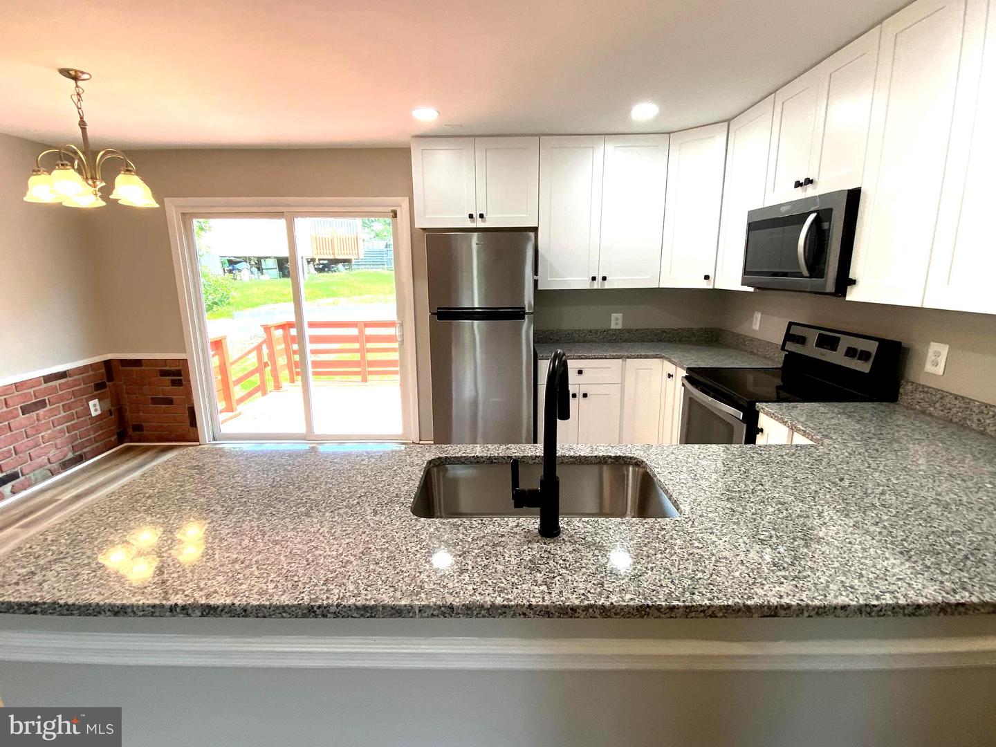 13017 KERRYDALE RD, WOODBRIDGE, Virginia 22193, 5 Bedrooms Bedrooms, ,2 BathroomsBathrooms,Residential,For sale,13017 KERRYDALE RD,VAPW2096448 MLS # VAPW2096448