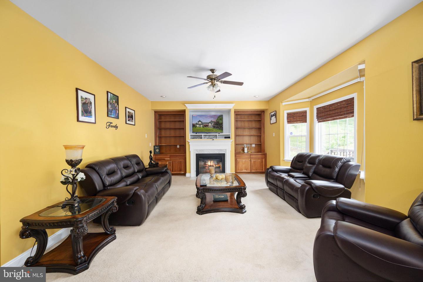 22 SENTINEL RIDGE LN, STAFFORD, Virginia 22554, 6 Bedrooms Bedrooms, ,4 BathroomsBathrooms,Residential,For sale,22 SENTINEL RIDGE LN,VAST2039602 MLS # VAST2039602