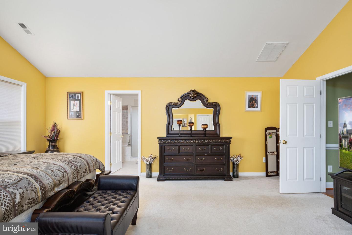 22 SENTINEL RIDGE LN, STAFFORD, Virginia 22554, 6 Bedrooms Bedrooms, ,4 BathroomsBathrooms,Residential,For sale,22 SENTINEL RIDGE LN,VAST2039602 MLS # VAST2039602