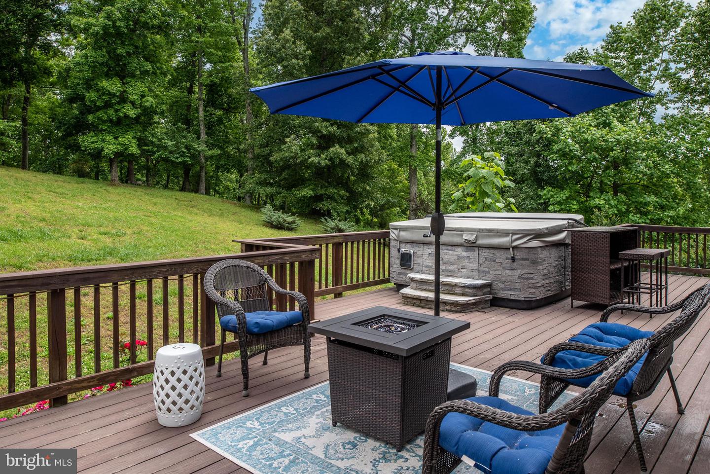22 SENTINEL RIDGE LN, STAFFORD, Virginia 22554, 6 Bedrooms Bedrooms, ,4 BathroomsBathrooms,Residential,For sale,22 SENTINEL RIDGE LN,VAST2039602 MLS # VAST2039602