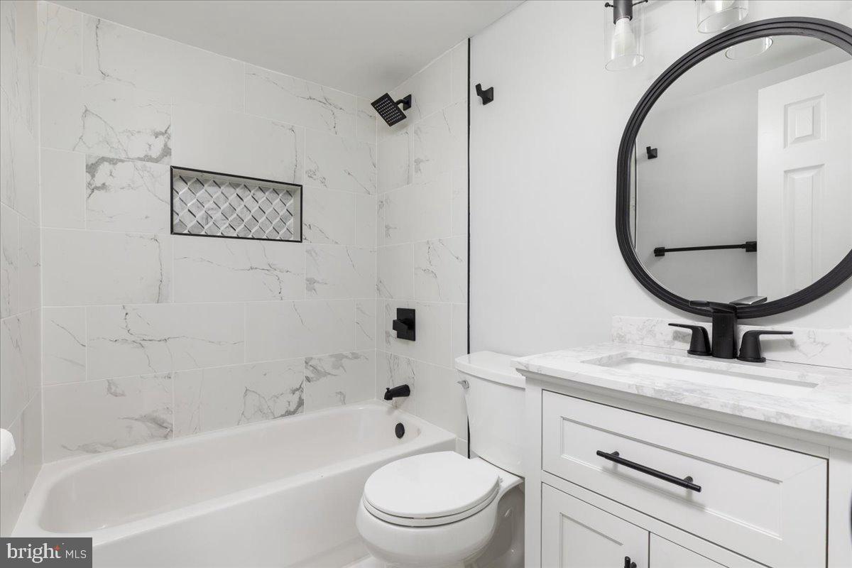 1701 GAINESVILLE ST SE #101, WASHINGTON, District Of Columbia 20020, 2 Bedrooms Bedrooms, ,1 BathroomBathrooms,Residential,For sale,1701 GAINESVILLE ST SE #101,DCDC2204544 MLS # DCDC2204544