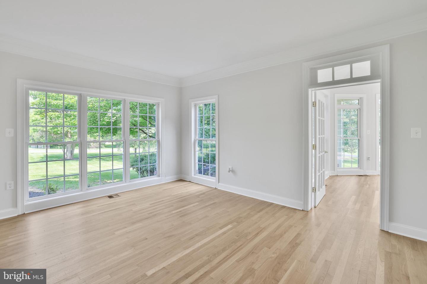 17301 ROUNDMONT PL, ROUND HILL, Virginia 20141, 5 Bedrooms Bedrooms, ,4 BathroomsBathrooms,Residential,For sale,17301 ROUNDMONT PL,VALO2098972 MLS # VALO2098972