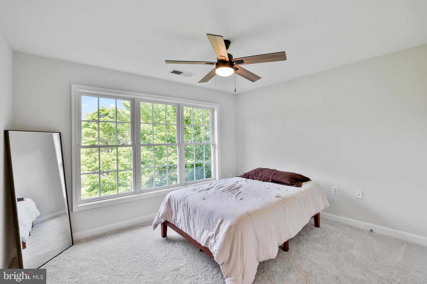 17301 ROUNDMONT PL, ROUND HILL, Virginia 20141, 5 Bedrooms Bedrooms, ,4 BathroomsBathrooms,Residential,For sale,17301 ROUNDMONT PL,VALO2098972 MLS # VALO2098972