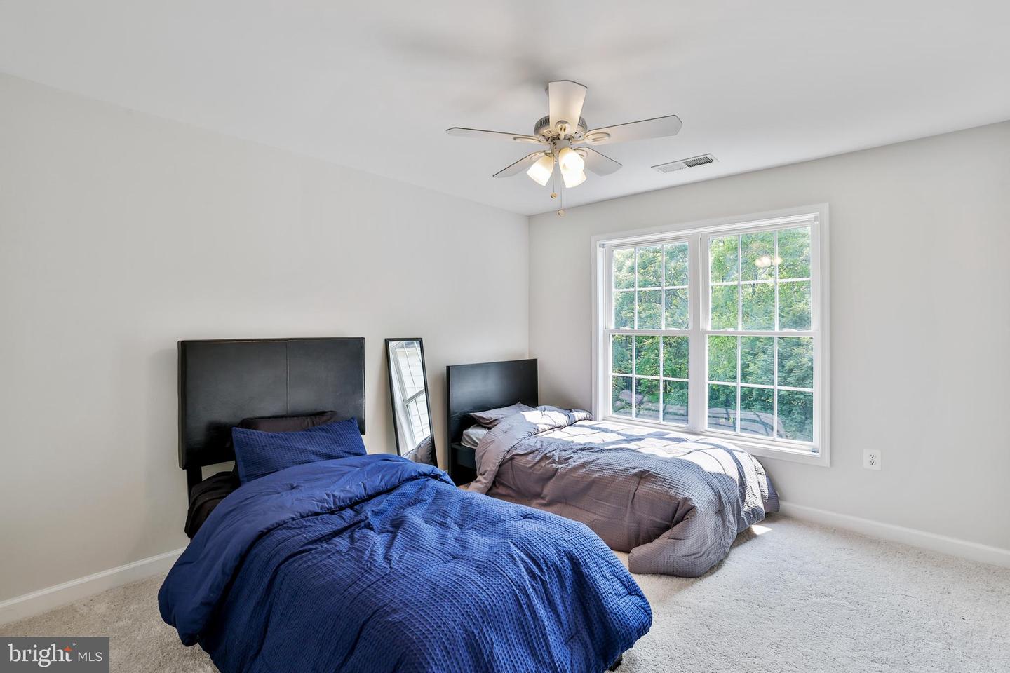 17301 ROUNDMONT PL, ROUND HILL, Virginia 20141, 5 Bedrooms Bedrooms, ,4 BathroomsBathrooms,Residential,For sale,17301 ROUNDMONT PL,VALO2098972 MLS # VALO2098972