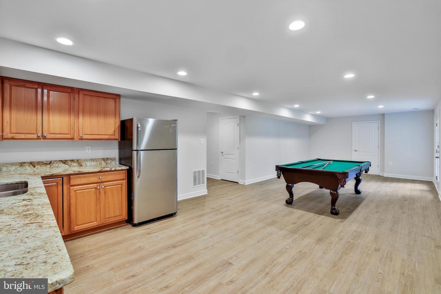 17301 ROUNDMONT PL, ROUND HILL, Virginia 20141, 5 Bedrooms Bedrooms, ,4 BathroomsBathrooms,Residential,For sale,17301 ROUNDMONT PL,VALO2098972 MLS # VALO2098972