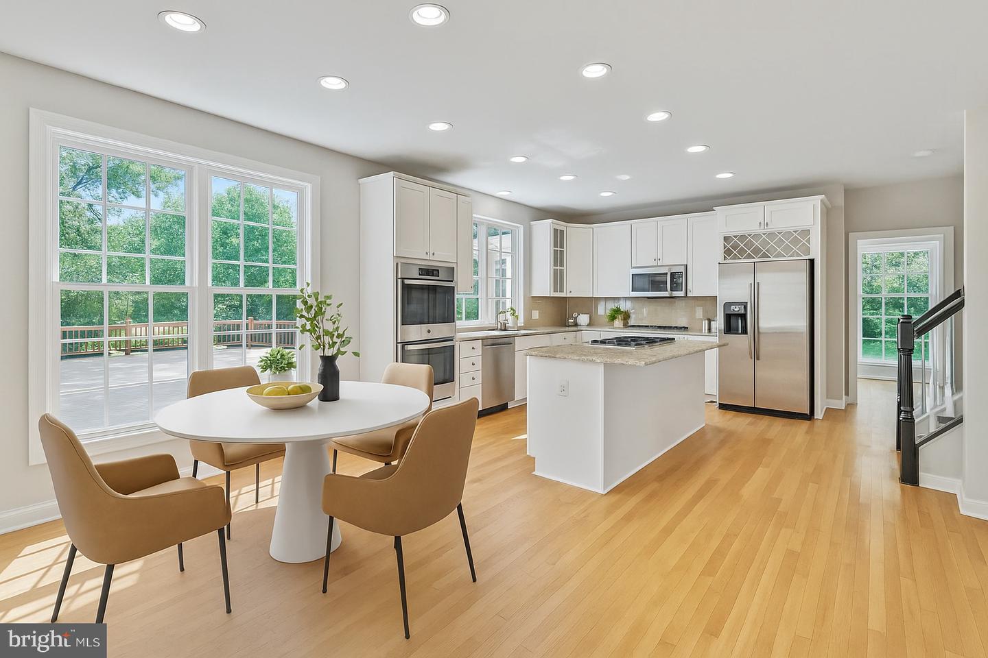 17301 ROUNDMONT PL, ROUND HILL, Virginia 20141, 5 Bedrooms Bedrooms, ,4 BathroomsBathrooms,Residential,For sale,17301 ROUNDMONT PL,VALO2098972 MLS # VALO2098972