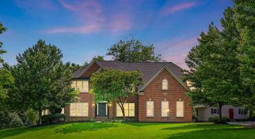17301 ROUNDMONT PL, ROUND HILL, Virginia 20141, 5 Bedrooms Bedrooms, ,4 BathroomsBathrooms,Residential,For sale,17301 ROUNDMONT PL,VALO2098972 MLS # VALO2098972
