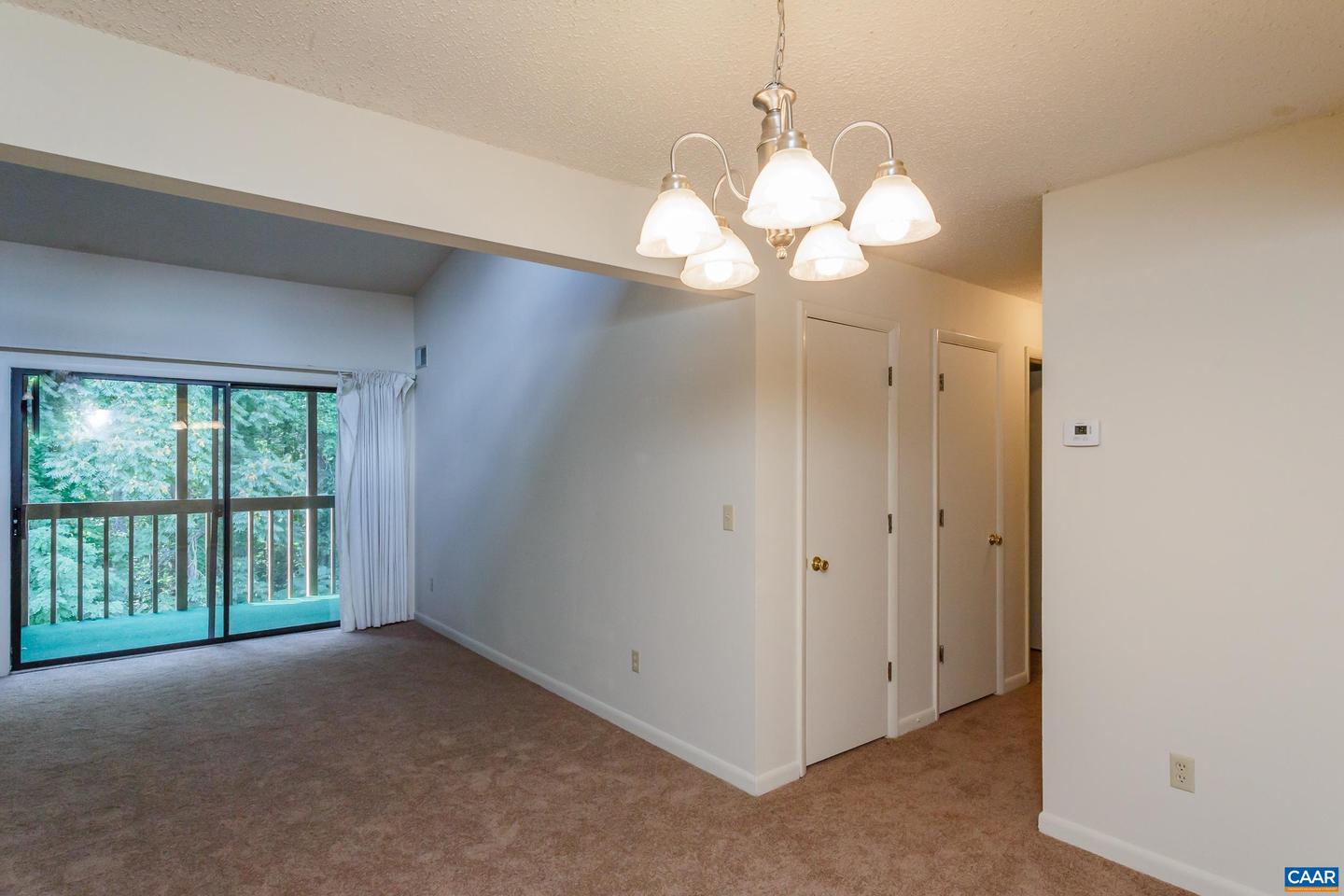 115 TURTLE CREEK RD #11, CHARLOTTESVILLE, Virginia 22901, 2 Bedrooms Bedrooms, ,2 BathroomsBathrooms,Residential,For sale,115 TURTLE CREEK RD #11,665466 MLS # 665466