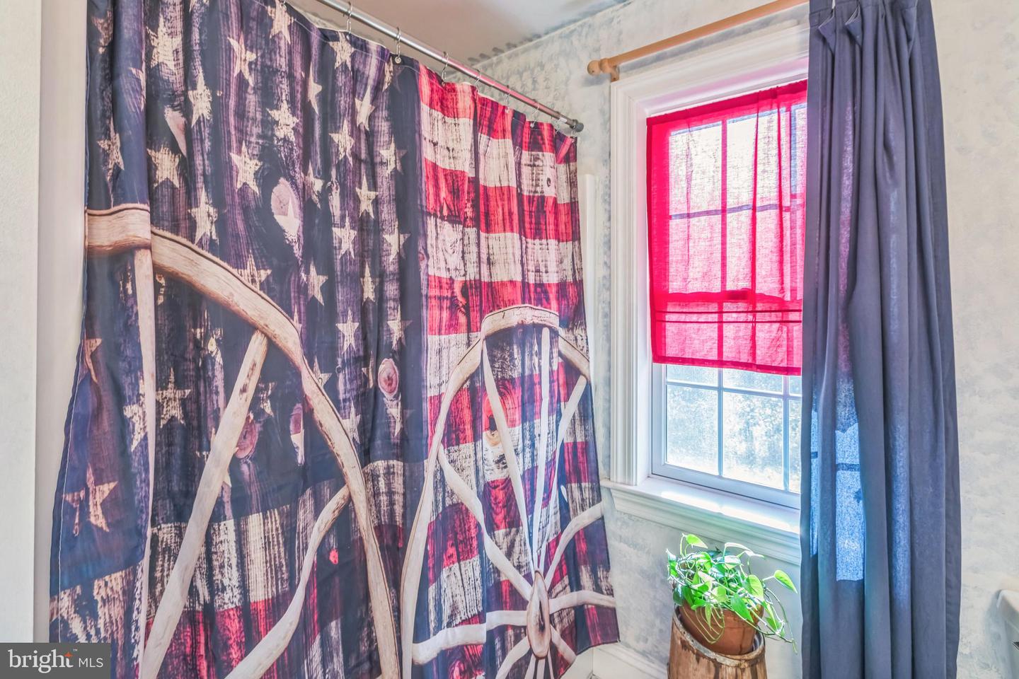7599 SECRETARYS SAND RD, SCHUYLER, Virginia 22969, 3 Bedrooms Bedrooms, ,2 BathroomsBathrooms,Residential,For sale,7599 SECRETARYS SAND RD,VAAB2001004 MLS # VAAB2001004