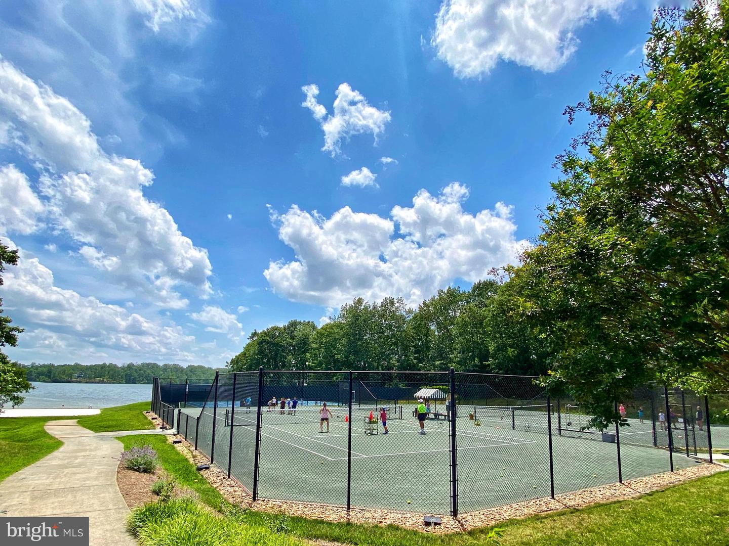 11800 FAWN LAKE PKWY, SPOTSYLVANIA, Virginia 22551, 4 Bedrooms Bedrooms, ,3 BathroomsBathrooms,Residential,For sale,11800 FAWN LAKE PKWY,VASP2033780 MLS # VASP2033780