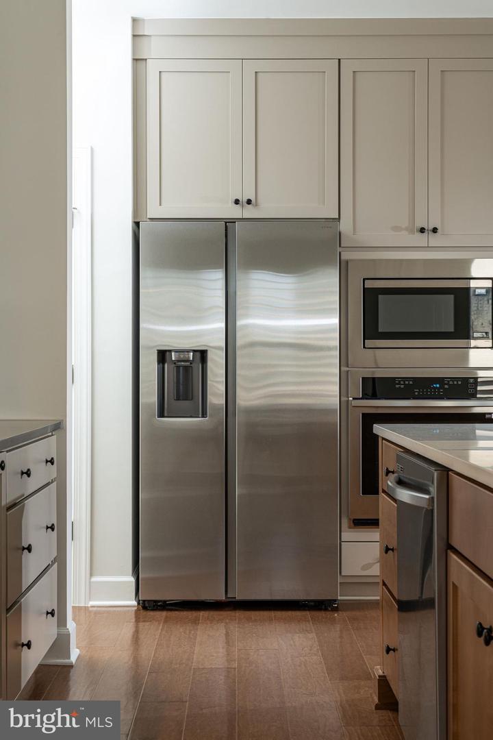 43089 GREELEY SQ, ASHBURN, Virginia 20148, 3 Bedrooms Bedrooms, ,3 BathroomsBathrooms,Residential,For sale,43089 GREELEY SQ,VALO2098976 MLS # VALO2098976