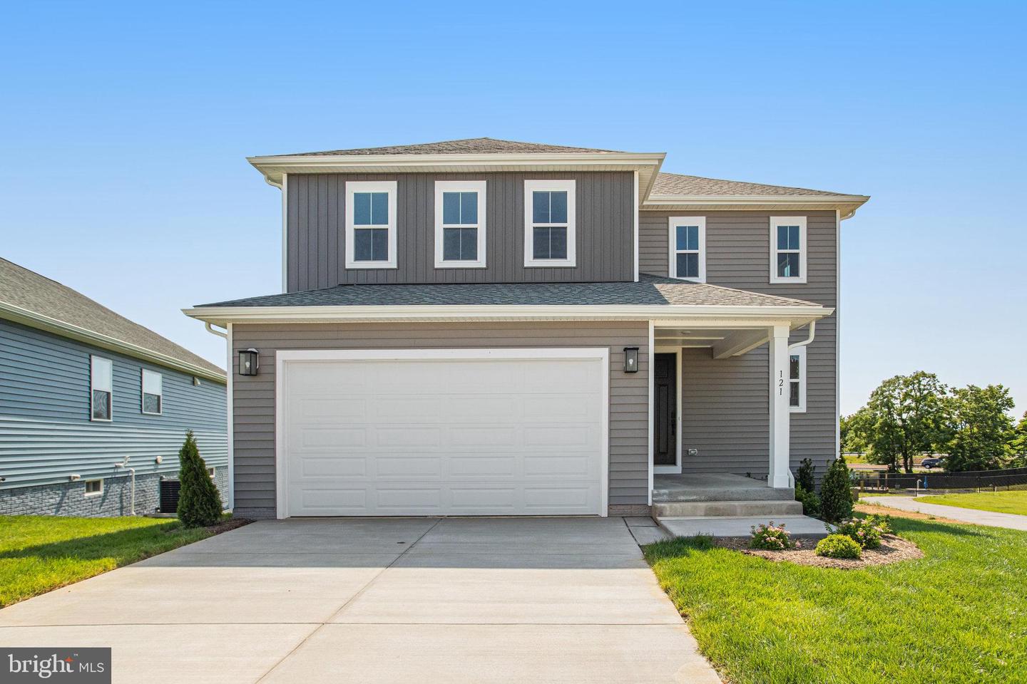 121 MIDSUMMER LN, MIDDLETOWN, Virginia 22645, 4 Bedrooms Bedrooms, ,2 BathroomsBathrooms,Residential,For sale,121 MIDSUMMER LN,VAFV2034738 MLS # VAFV2034738