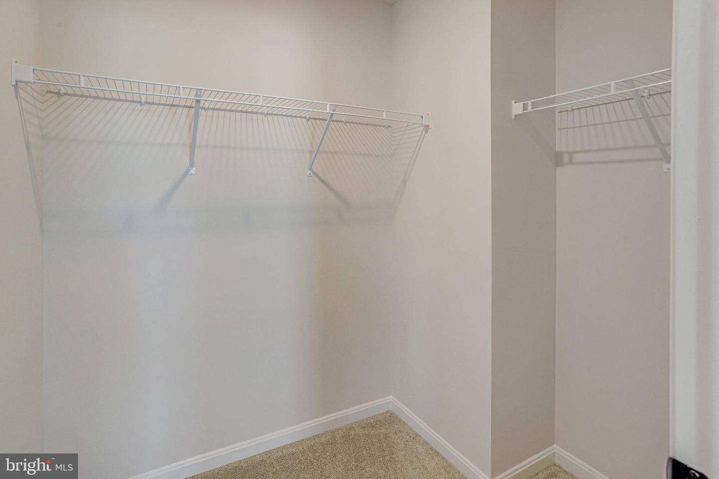 121 MIDSUMMER LN, MIDDLETOWN, Virginia 22645, 4 Bedrooms Bedrooms, ,2 BathroomsBathrooms,Residential,For sale,121 MIDSUMMER LN,VAFV2034738 MLS # VAFV2034738