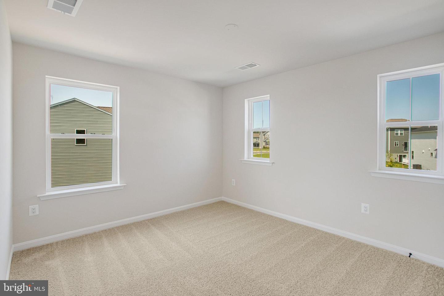 121 MIDSUMMER LN, MIDDLETOWN, Virginia 22645, 4 Bedrooms Bedrooms, ,2 BathroomsBathrooms,Residential,For sale,121 MIDSUMMER LN,VAFV2034738 MLS # VAFV2034738
