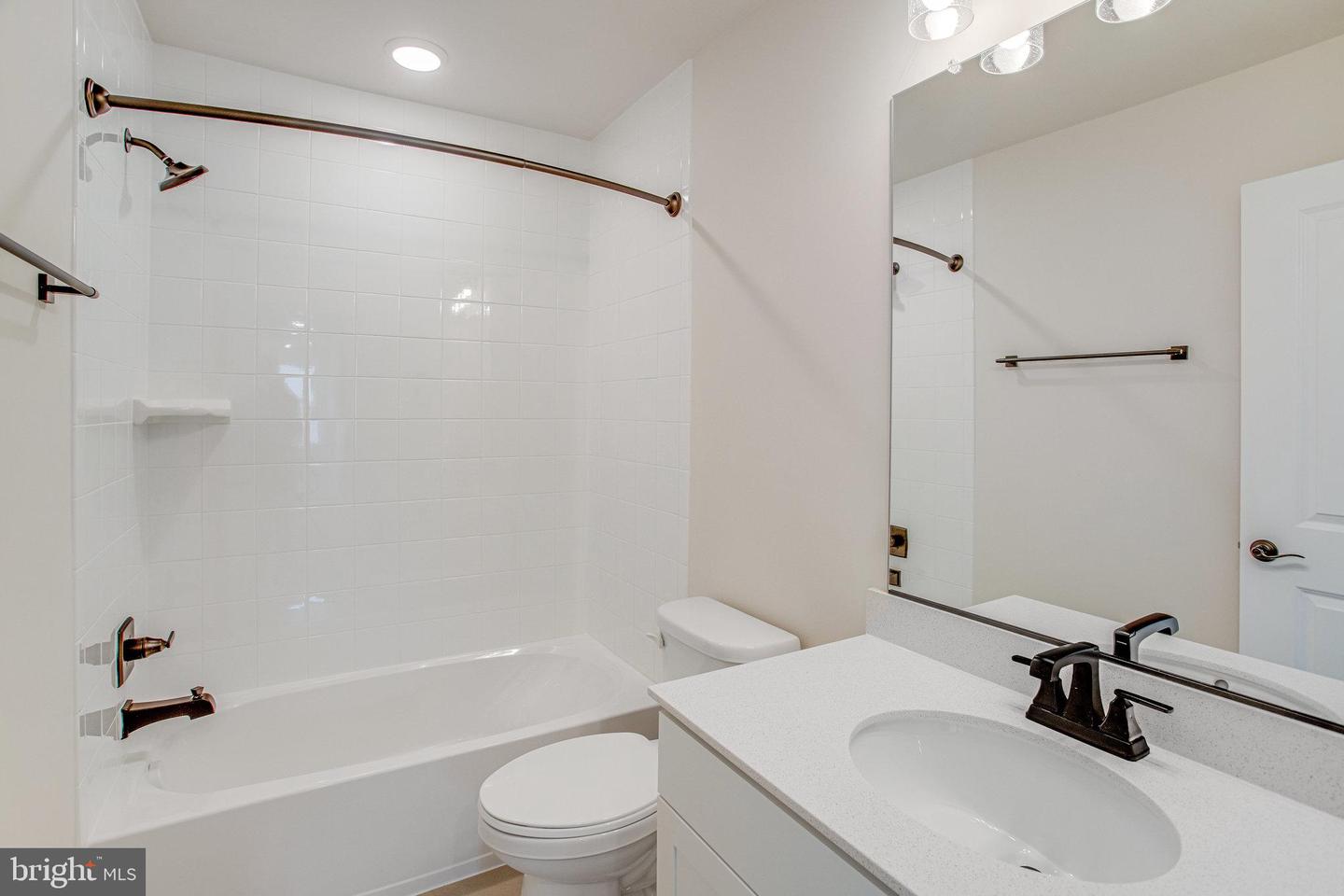121 MIDSUMMER LN, MIDDLETOWN, Virginia 22645, 4 Bedrooms Bedrooms, ,2 BathroomsBathrooms,Residential,For sale,121 MIDSUMMER LN,VAFV2034738 MLS # VAFV2034738