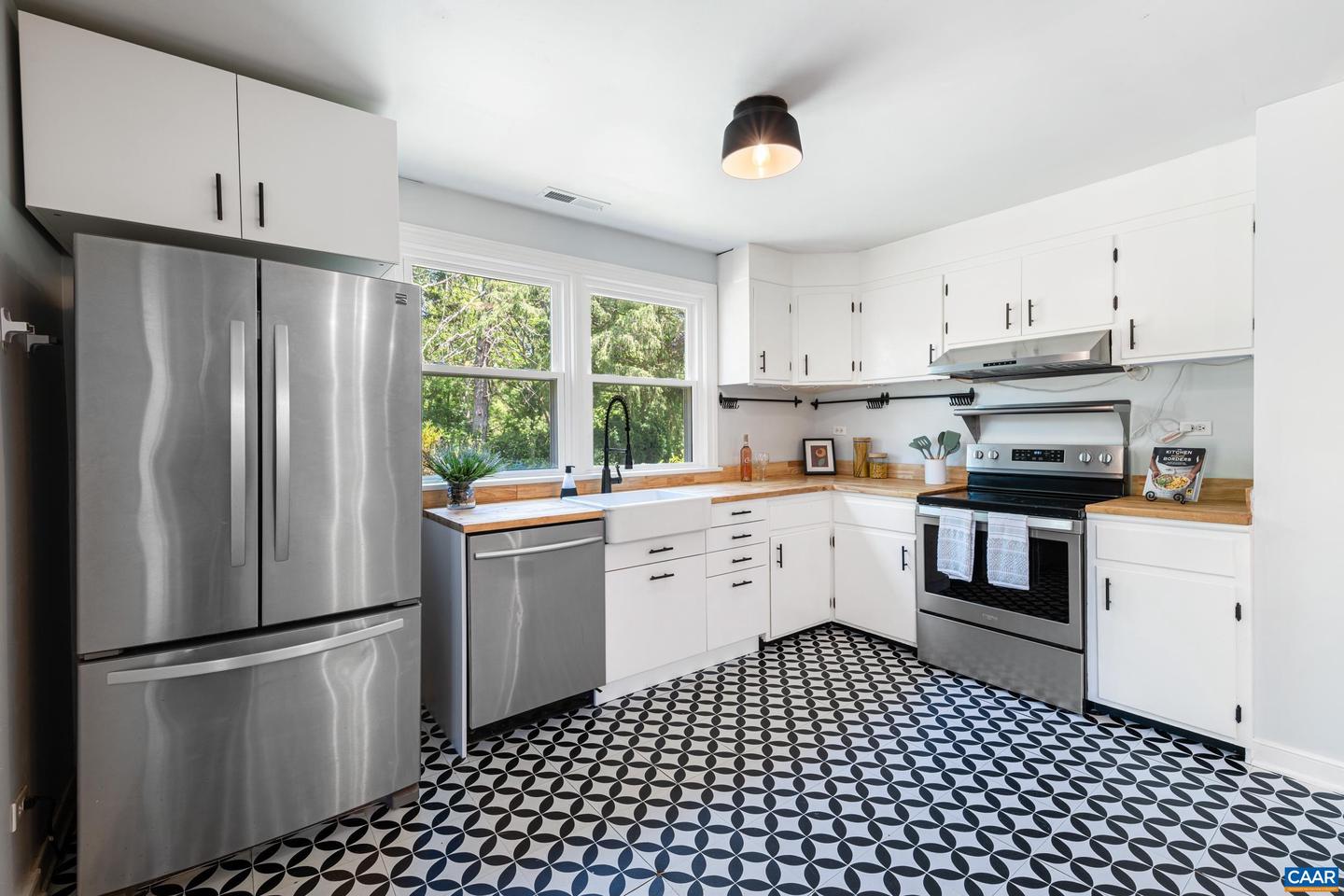 3894 BROWNS GAP TPKE, CROZET, Virginia 22932, 2 Bedrooms Bedrooms, ,1 BathroomBathrooms,Residential,For sale,3894 BROWNS GAP TPKE,665470 MLS # 665470