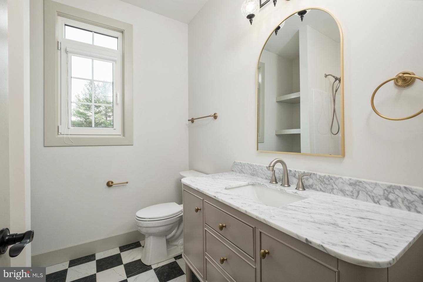 135 RADNOR CT, ROCKINGHAM, Virginia 22801, 3 Bedrooms Bedrooms, ,2 BathroomsBathrooms,Residential,For sale,135 RADNOR CT,VARO2002370 MLS # VARO2002370