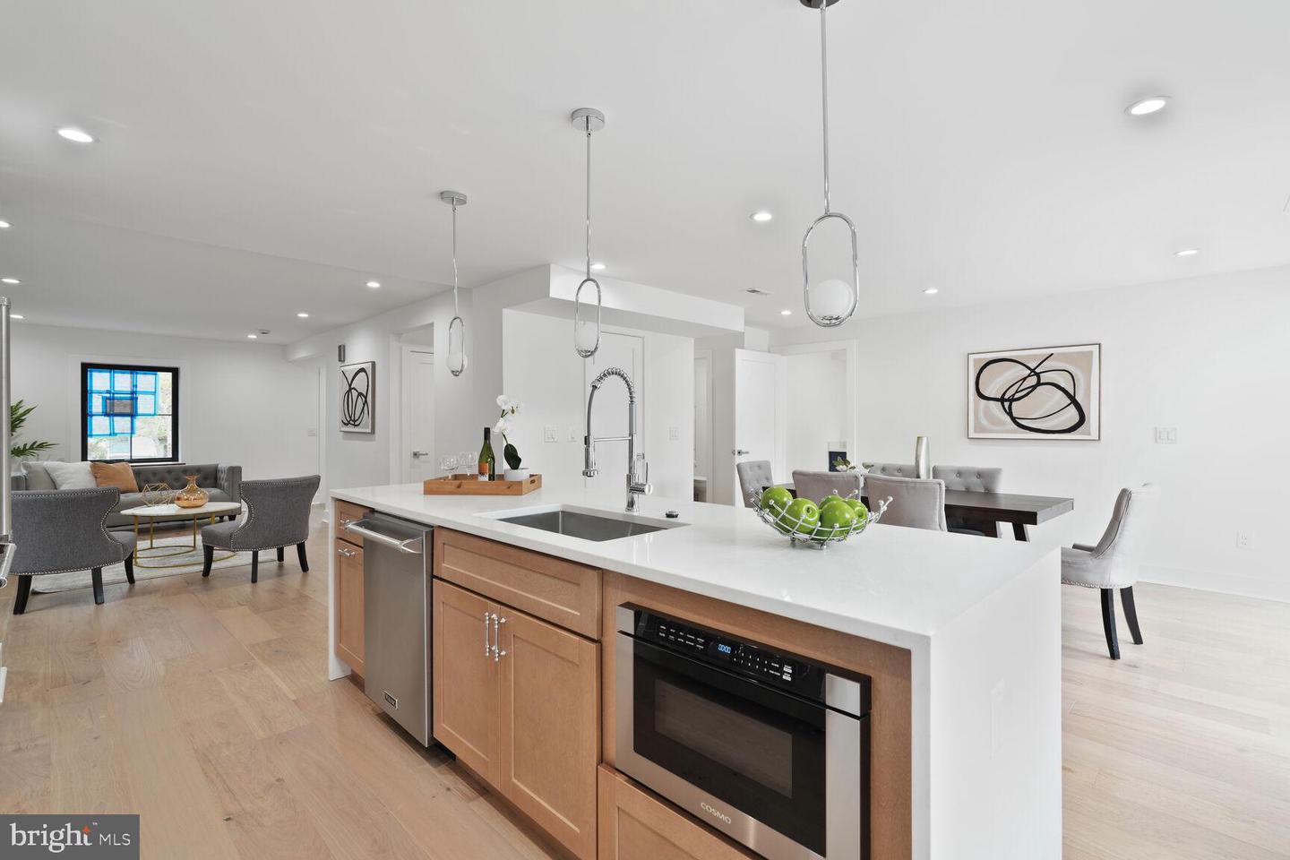 4324 YUMA ST NW, WASHINGTON, District Of Columbia 20016, 5 Bedrooms Bedrooms, ,5 BathroomsBathrooms,Residential,For sale,4324 YUMA ST NW,DCDC2204514 MLS # DCDC2204514