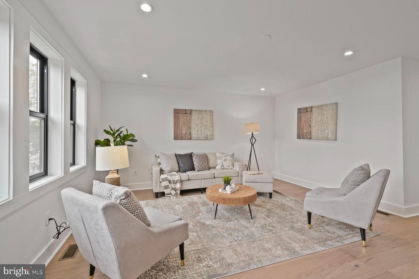 4324 YUMA ST NW, WASHINGTON, District Of Columbia 20016, 5 Bedrooms Bedrooms, ,5 BathroomsBathrooms,Residential,For sale,4324 YUMA ST NW,DCDC2204514 MLS # DCDC2204514