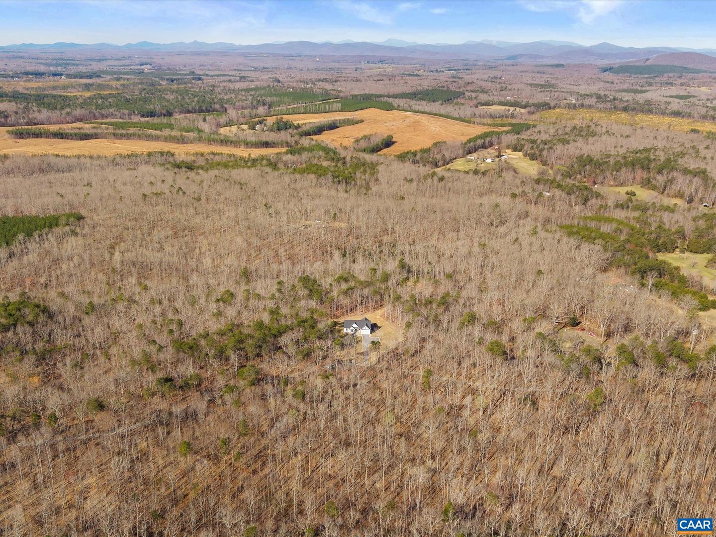 3185 POLECAT CREEK LN, SCOTTSVILLE, Virginia 24590, 4 Bedrooms Bedrooms, ,3 BathroomsBathrooms,Residential,For sale,3185 POLECAT CREEK LN,665458 MLS # 665458