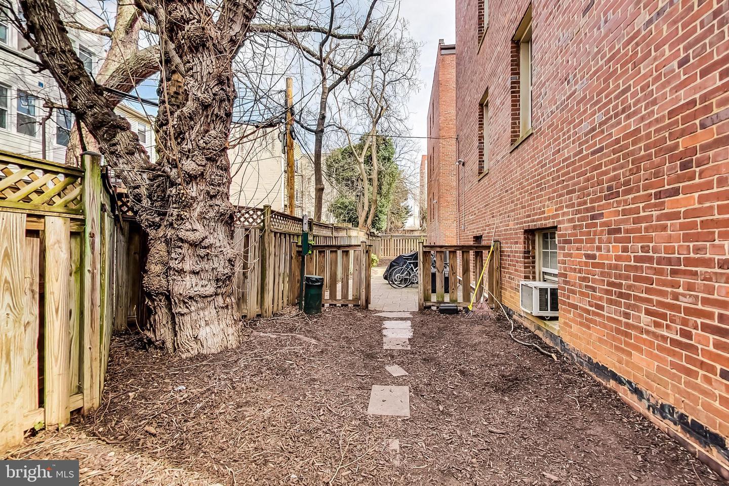 1441 EUCLID ST NW #105, WASHINGTON, District Of Columbia 20009, ,1 BathroomBathrooms,Residential,For sale,1441 EUCLID ST NW #105,DCDC2204522 MLS # DCDC2204522