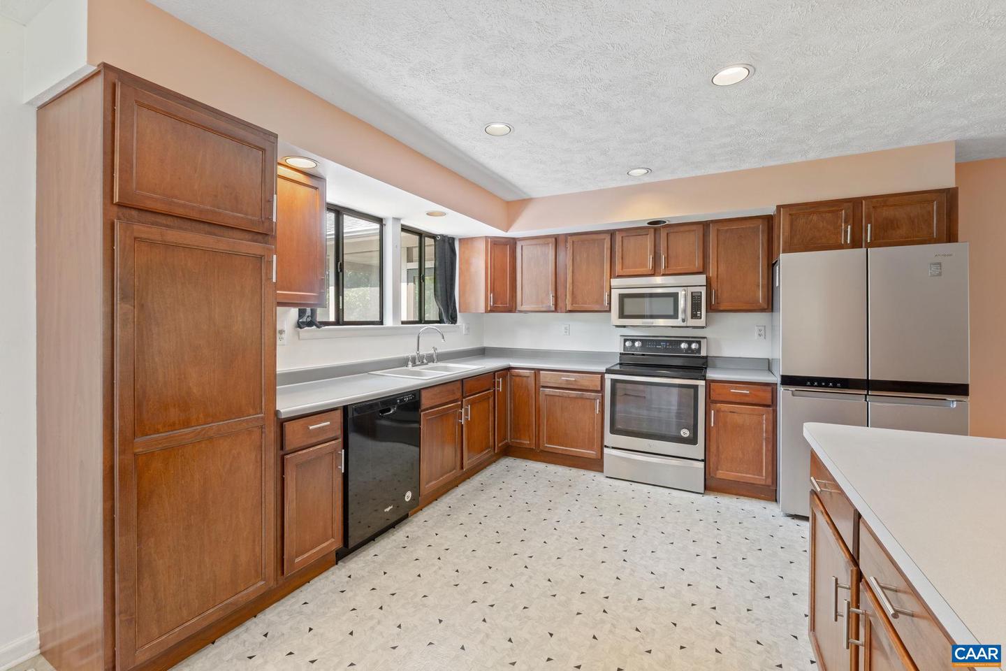6 SPOON TER, PALMYRA, Virginia 22963, 3 Bedrooms Bedrooms, ,2 BathroomsBathrooms,Residential,For sale,6 SPOON TER,665481 MLS # 665481