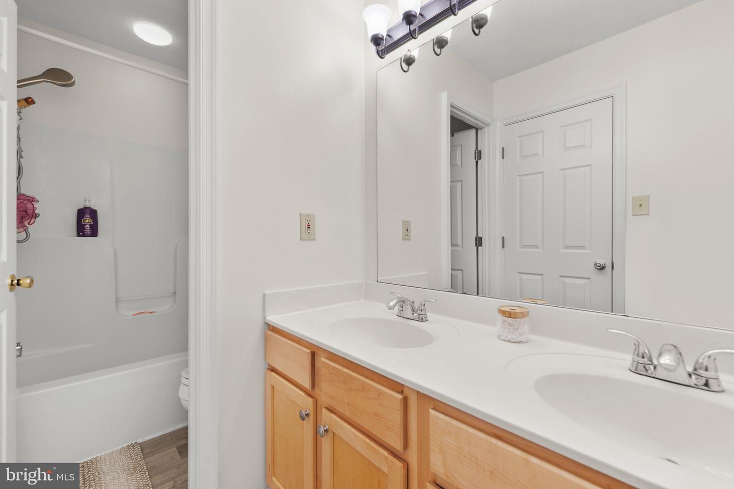 103 CORRAL DR, STEPHENS CITY, Virginia 22655, 5 Bedrooms Bedrooms, ,3 BathroomsBathrooms,Residential,For sale,103 CORRAL DR,VAFV2034748 MLS # VAFV2034748