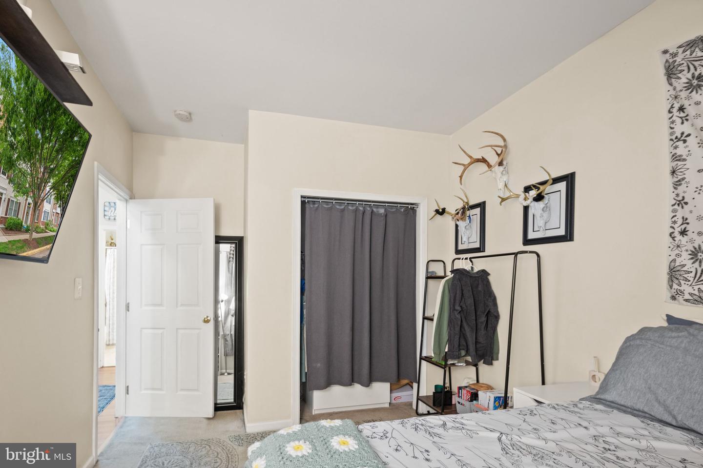 42927 MCCOMAS TER, CHANTILLY, Virginia 20152, 4 Bedrooms Bedrooms, ,2 BathroomsBathrooms,Residential,For sale,42927 MCCOMAS TER,VALO2099014 MLS # VALO2099014