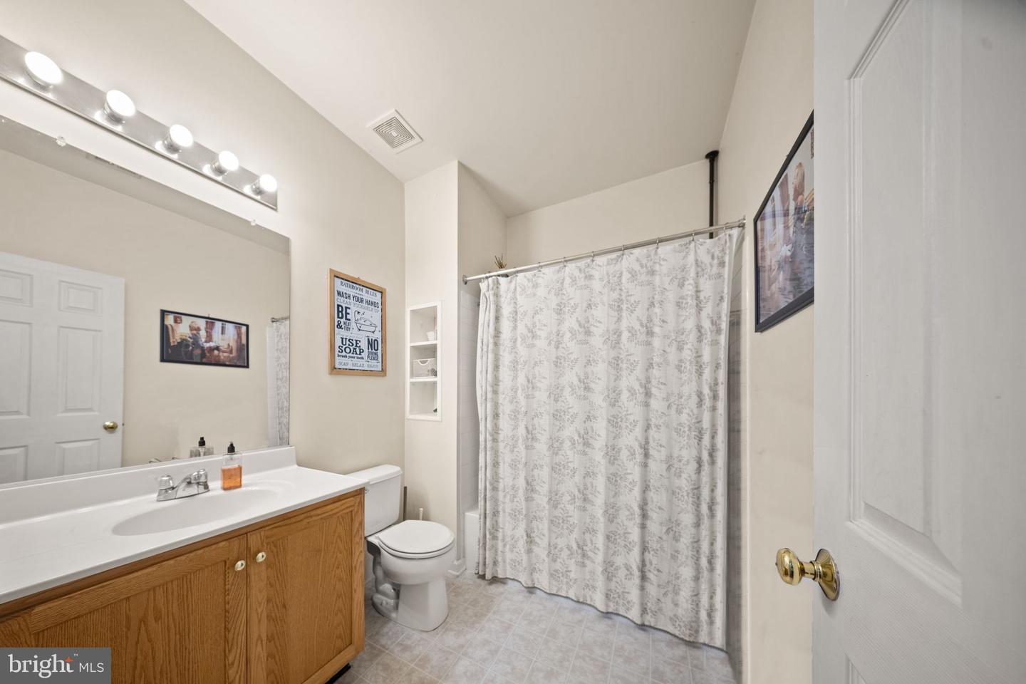 42927 MCCOMAS TER, CHANTILLY, Virginia 20152, 4 Bedrooms Bedrooms, ,2 BathroomsBathrooms,Residential,For sale,42927 MCCOMAS TER,VALO2099014 MLS # VALO2099014