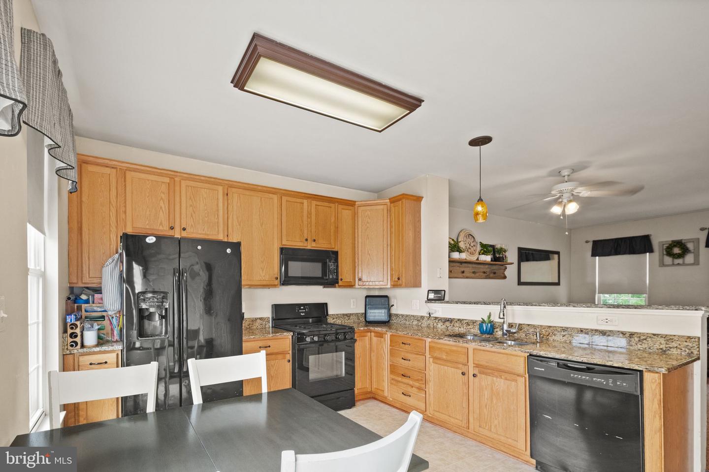 42927 MCCOMAS TER, CHANTILLY, Virginia 20152, 4 Bedrooms Bedrooms, ,2 BathroomsBathrooms,Residential,For sale,42927 MCCOMAS TER,VALO2099014 MLS # VALO2099014