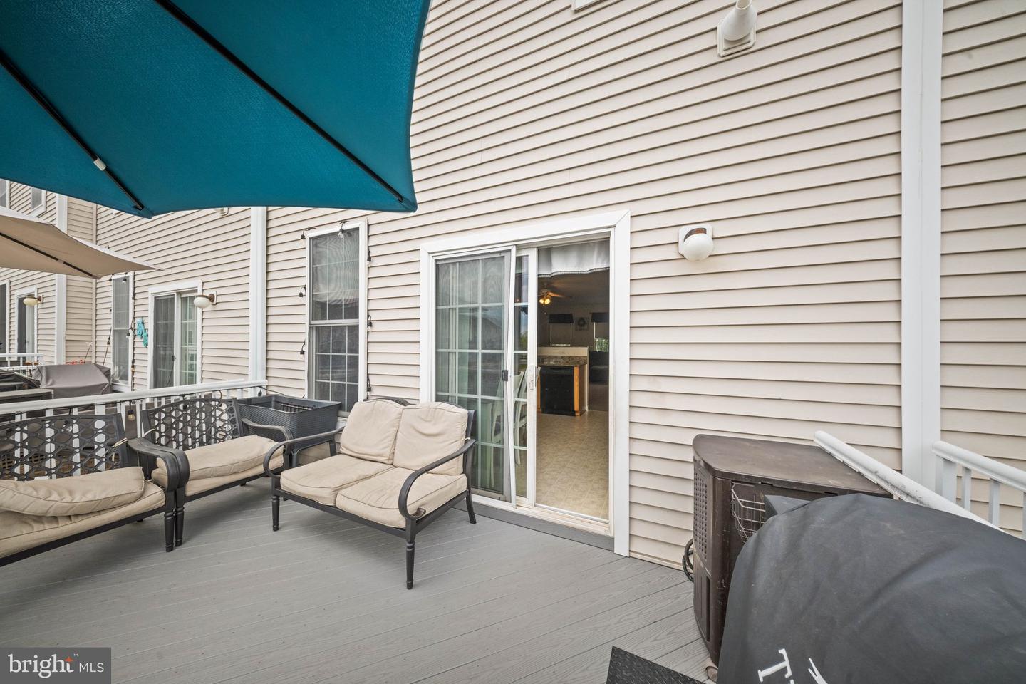 42927 MCCOMAS TER, CHANTILLY, Virginia 20152, 4 Bedrooms Bedrooms, ,2 BathroomsBathrooms,Residential,For sale,42927 MCCOMAS TER,VALO2099014 MLS # VALO2099014