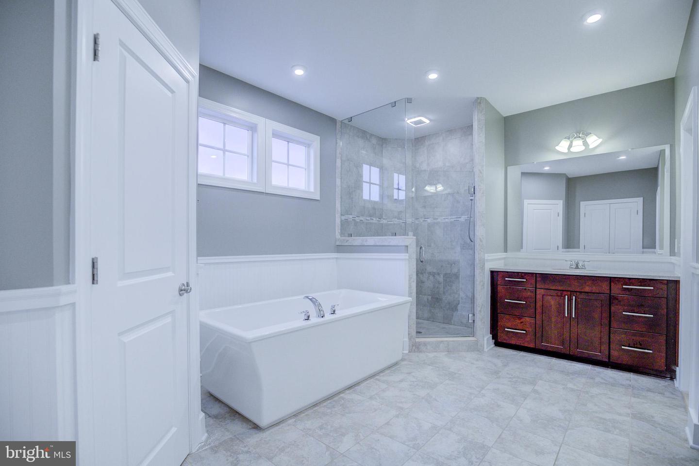 41031 BROOK GROVE DR, ALDIE, Virginia 20105, 5 Bedrooms Bedrooms, 16 Rooms Rooms,4 BathroomsBathrooms,Residential,For sale,41031 BROOK GROVE DR,VALO2099018 MLS # VALO2099018