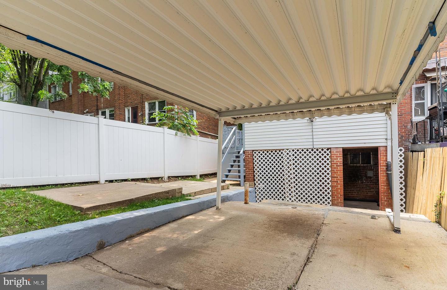 1960 FENDALL ST SE, WASHINGTON, District Of Columbia 20020, 3 Bedrooms Bedrooms, 5 Rooms Rooms,1 BathroomBathrooms,Residential,For sale,1960 FENDALL ST SE,DCDC2183690 MLS # DCDC2183690