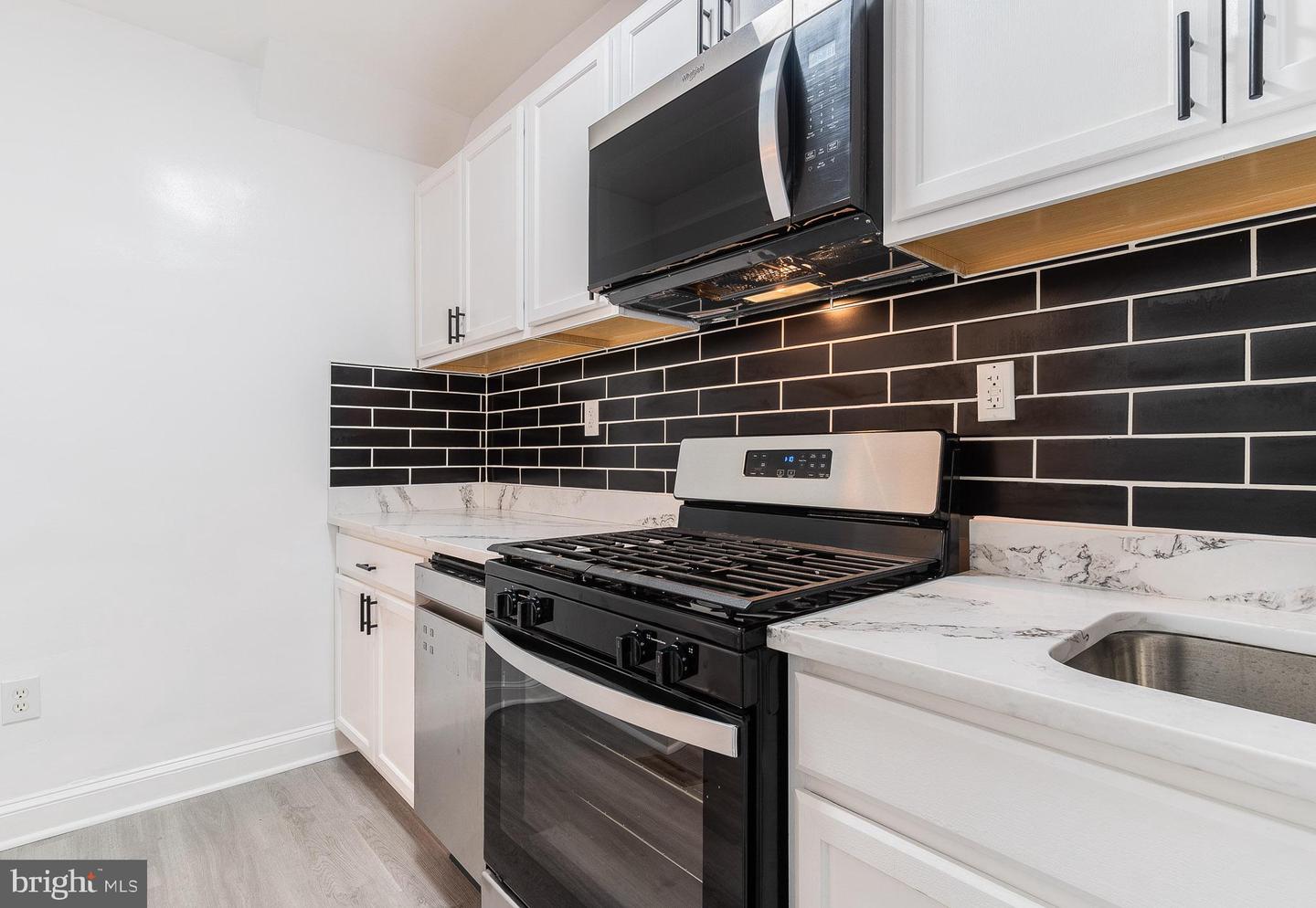 1960 FENDALL ST SE, WASHINGTON, District Of Columbia 20020, 3 Bedrooms Bedrooms, 5 Rooms Rooms,1 BathroomBathrooms,Residential,For sale,1960 FENDALL ST SE,DCDC2183690 MLS # DCDC2183690