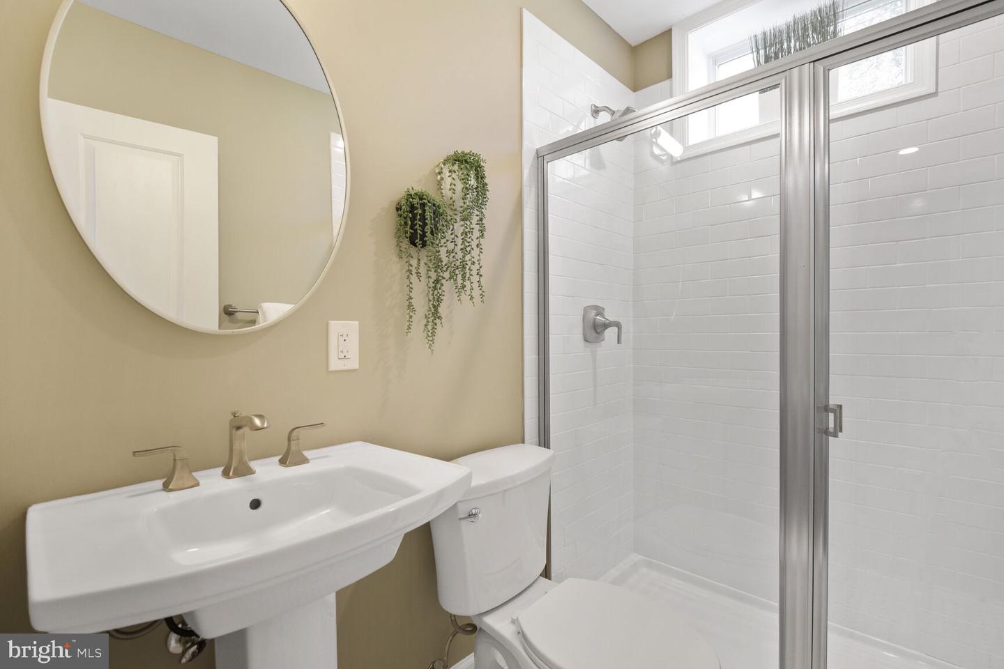 3914 18TH ST NE, WASHINGTON, District Of Columbia 20018, 5 Bedrooms Bedrooms, ,3 BathroomsBathrooms,Residential,For sale,3914 18TH ST NE,DCDC2190320 MLS # DCDC2190320