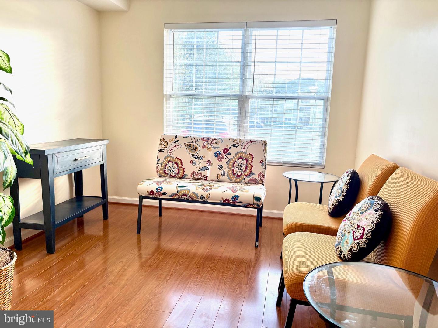 14184 CUDDY LOOP #103, WOODBRIDGE, Virginia 22193, 2 Bedrooms Bedrooms, ,2 BathroomsBathrooms,Residential,For sale,14184 CUDDY LOOP #103,VAPW2090162 MLS # VAPW2090162