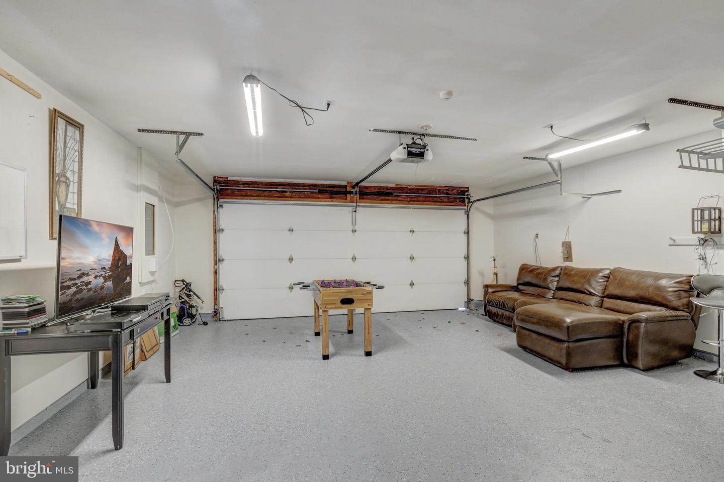 8591 SIGNAL HILL RD, MANASSAS, Virginia 20110, 4 Bedrooms Bedrooms, ,2 BathroomsBathrooms,Residential,For sale,8591 SIGNAL HILL RD,VAMN2007970 MLS # VAMN2007970