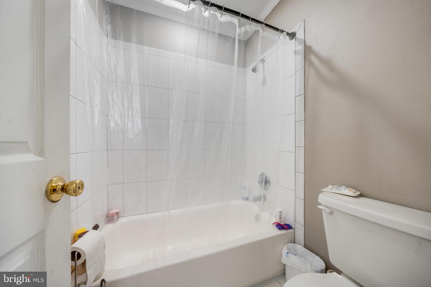 4415 EVERGREEN DR, WOODBRIDGE, Virginia 22193, 5 Bedrooms Bedrooms, ,3 BathroomsBathrooms,Residential,For sale,4415 EVERGREEN DR,VAPW2091280 MLS # VAPW2091280