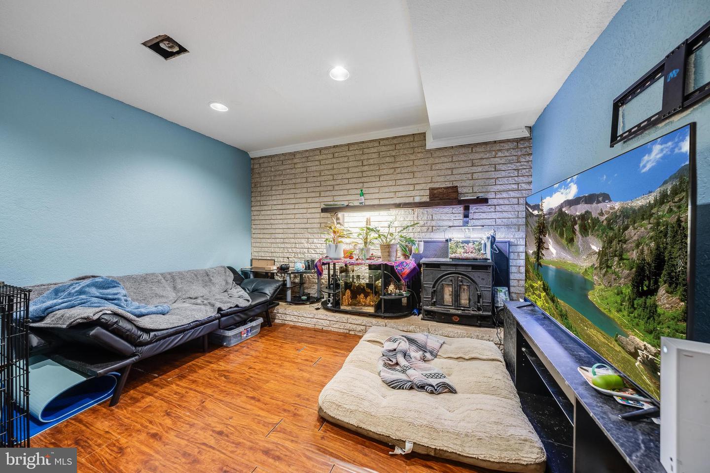 4415 EVERGREEN DR, WOODBRIDGE, Virginia 22193, 5 Bedrooms Bedrooms, ,3 BathroomsBathrooms,Residential,For sale,4415 EVERGREEN DR,VAPW2091280 MLS # VAPW2091280