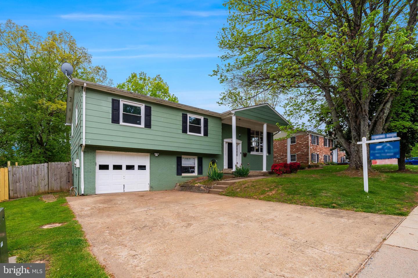 4415 EVERGREEN DR, WOODBRIDGE, Virginia 22193, 5 Bedrooms Bedrooms, ,3 BathroomsBathrooms,Residential,For sale,4415 EVERGREEN DR,VAPW2091280 MLS # VAPW2091280