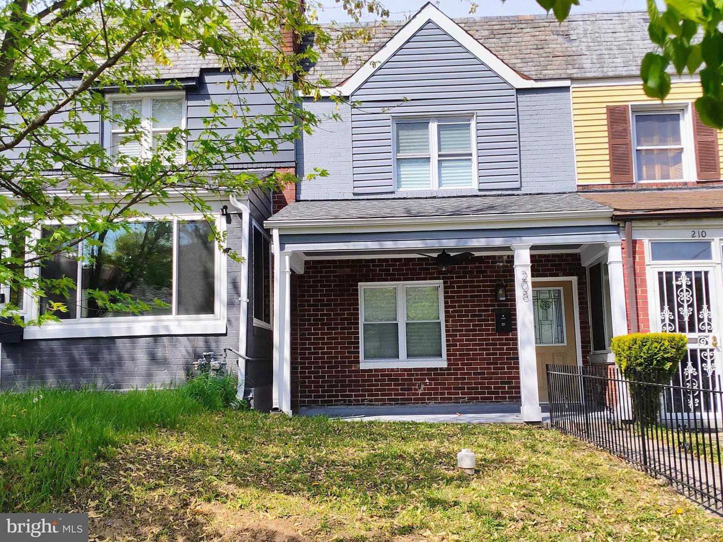 208 34TH ST NE, WASHINGTON, District Of Columbia 20019, 2 Bedrooms Bedrooms, ,2 BathroomsBathrooms,Residential,For sale,208 34TH ST NE,DCDC2196038 MLS # DCDC2196038