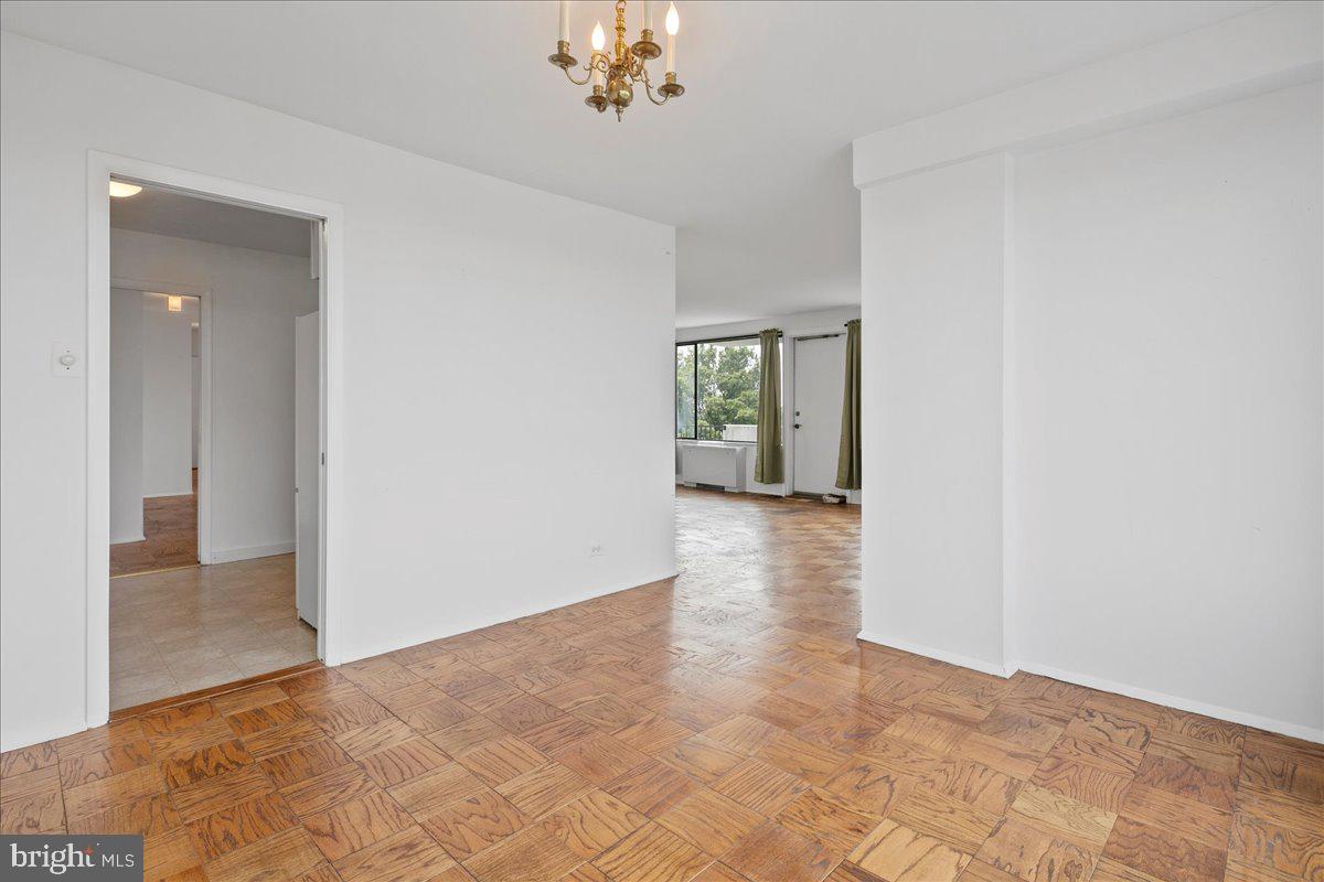 4501 ARLINGTON BLVD #709, ARLINGTON, Virginia 22203, 3 Bedrooms Bedrooms, ,2 BathroomsBathrooms,Residential,For sale,4501 ARLINGTON BLVD #709,VAAR2056302 MLS # VAAR2056302