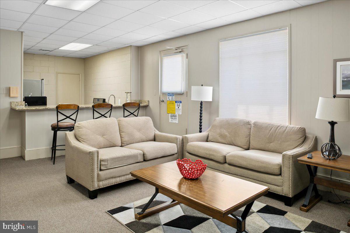 4501 ARLINGTON BLVD #709, ARLINGTON, Virginia 22203, 3 Bedrooms Bedrooms, ,2 BathroomsBathrooms,Residential,For sale,4501 ARLINGTON BLVD #709,VAAR2056302 MLS # VAAR2056302