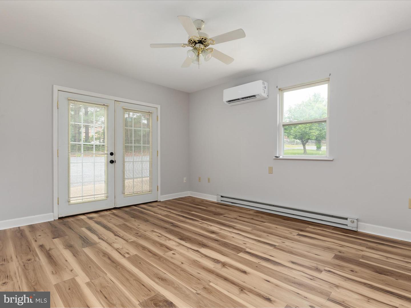 13970 BACK RD, STRASBURG, Virginia 22657, 4 Bedrooms Bedrooms, ,3 BathroomsBathrooms,Residential,For sale,13970 BACK RD,VASH2011286 MLS # VASH2011286