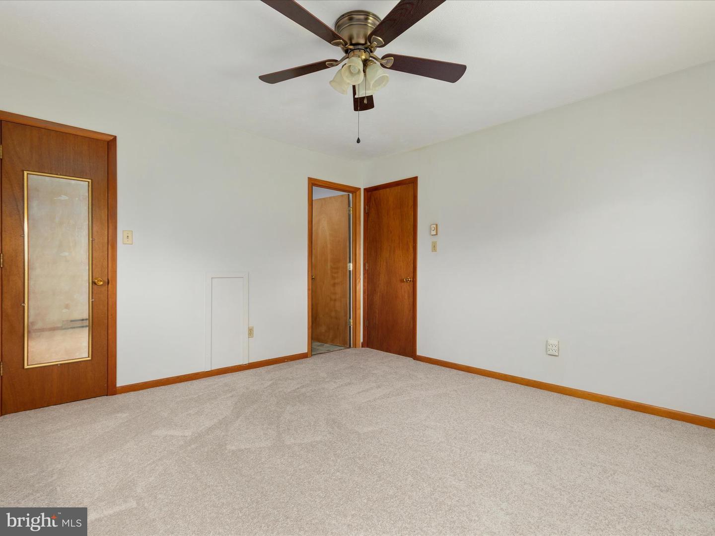 13970 BACK RD, STRASBURG, Virginia 22657, 4 Bedrooms Bedrooms, ,3 BathroomsBathrooms,Residential,For sale,13970 BACK RD,VASH2011286 MLS # VASH2011286
