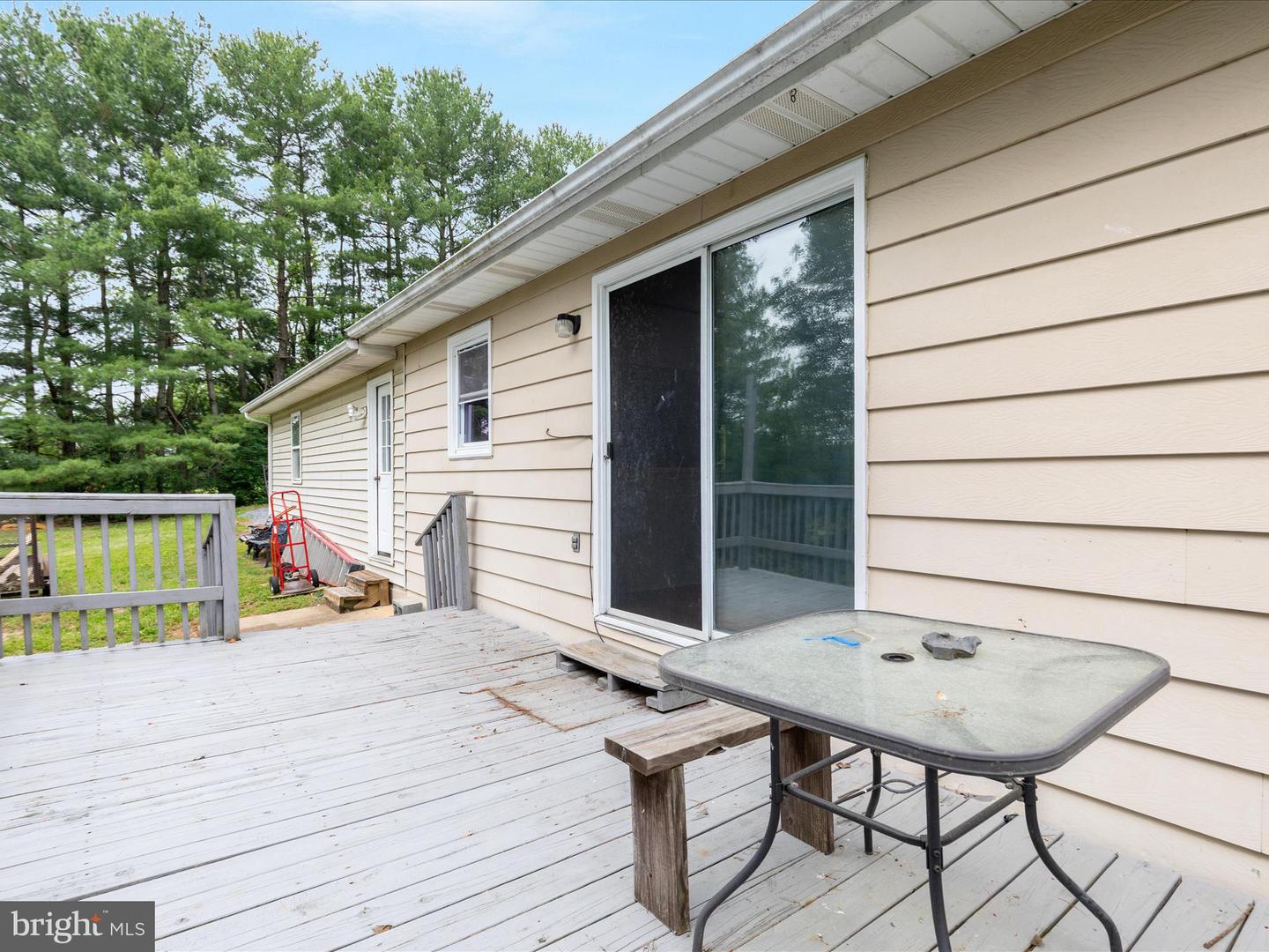 13970 BACK RD, STRASBURG, Virginia 22657, 4 Bedrooms Bedrooms, ,3 BathroomsBathrooms,Residential,For sale,13970 BACK RD,VASH2011286 MLS # VASH2011286
