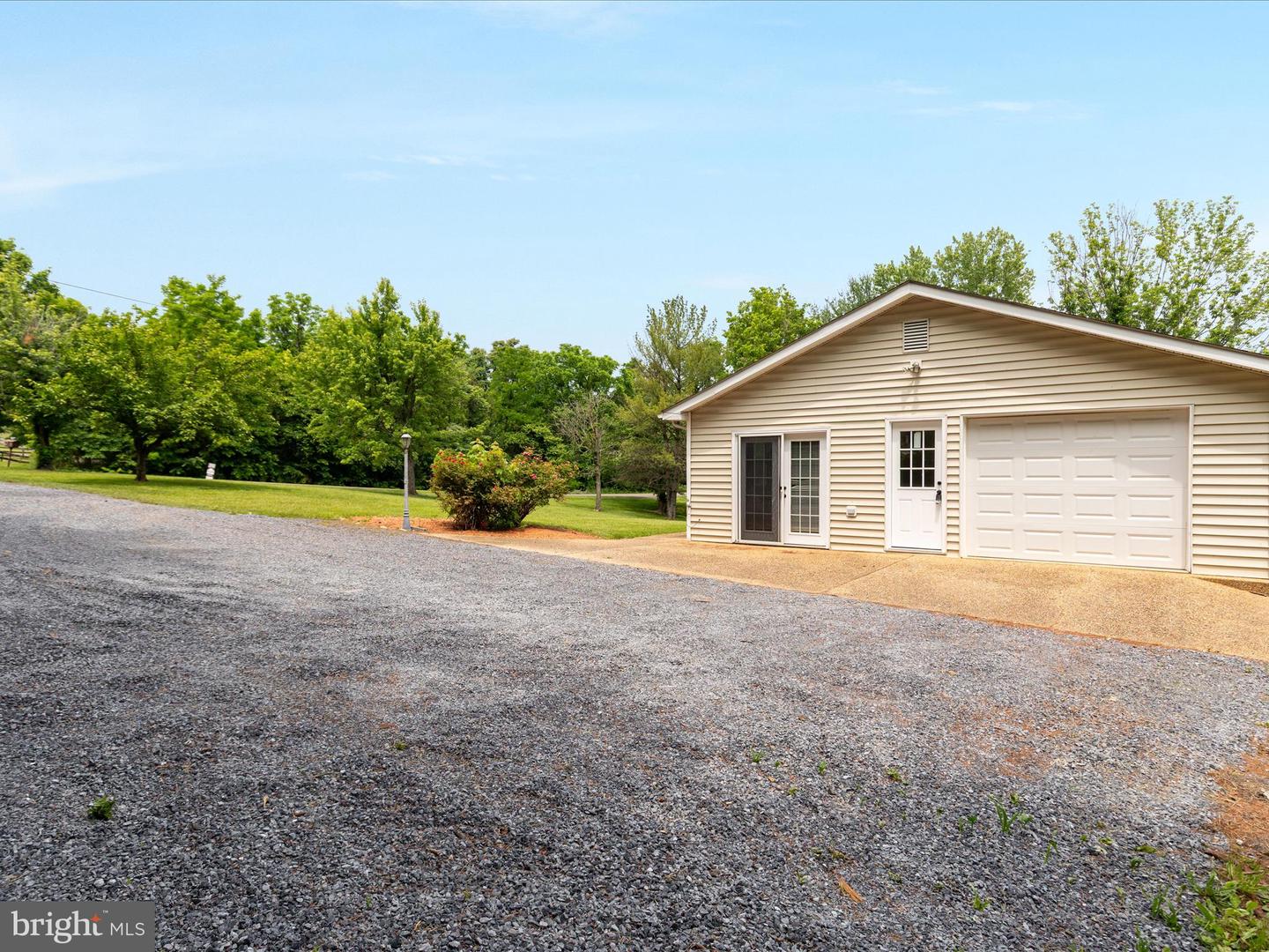 13970 BACK RD, STRASBURG, Virginia 22657, 4 Bedrooms Bedrooms, ,3 BathroomsBathrooms,Residential,For sale,13970 BACK RD,VASH2011286 MLS # VASH2011286