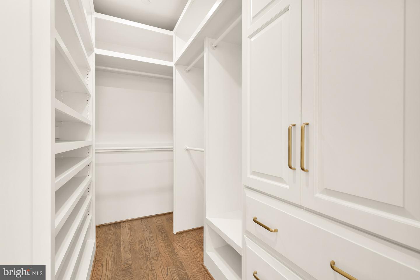 1201 D ST NE, WASHINGTON, District Of Columbia 20002, 5 Bedrooms Bedrooms, ,4 BathroomsBathrooms,Residential,For sale,1201 D ST NE,DCDC2145188 MLS # DCDC2145188