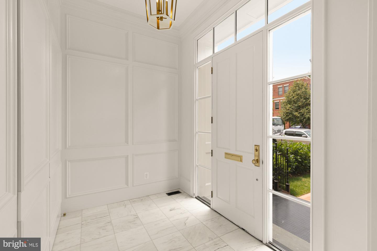 1201 D ST NE, WASHINGTON, District Of Columbia 20002, 5 Bedrooms Bedrooms, ,4 BathroomsBathrooms,Residential,For sale,1201 D ST NE,DCDC2145188 MLS # DCDC2145188