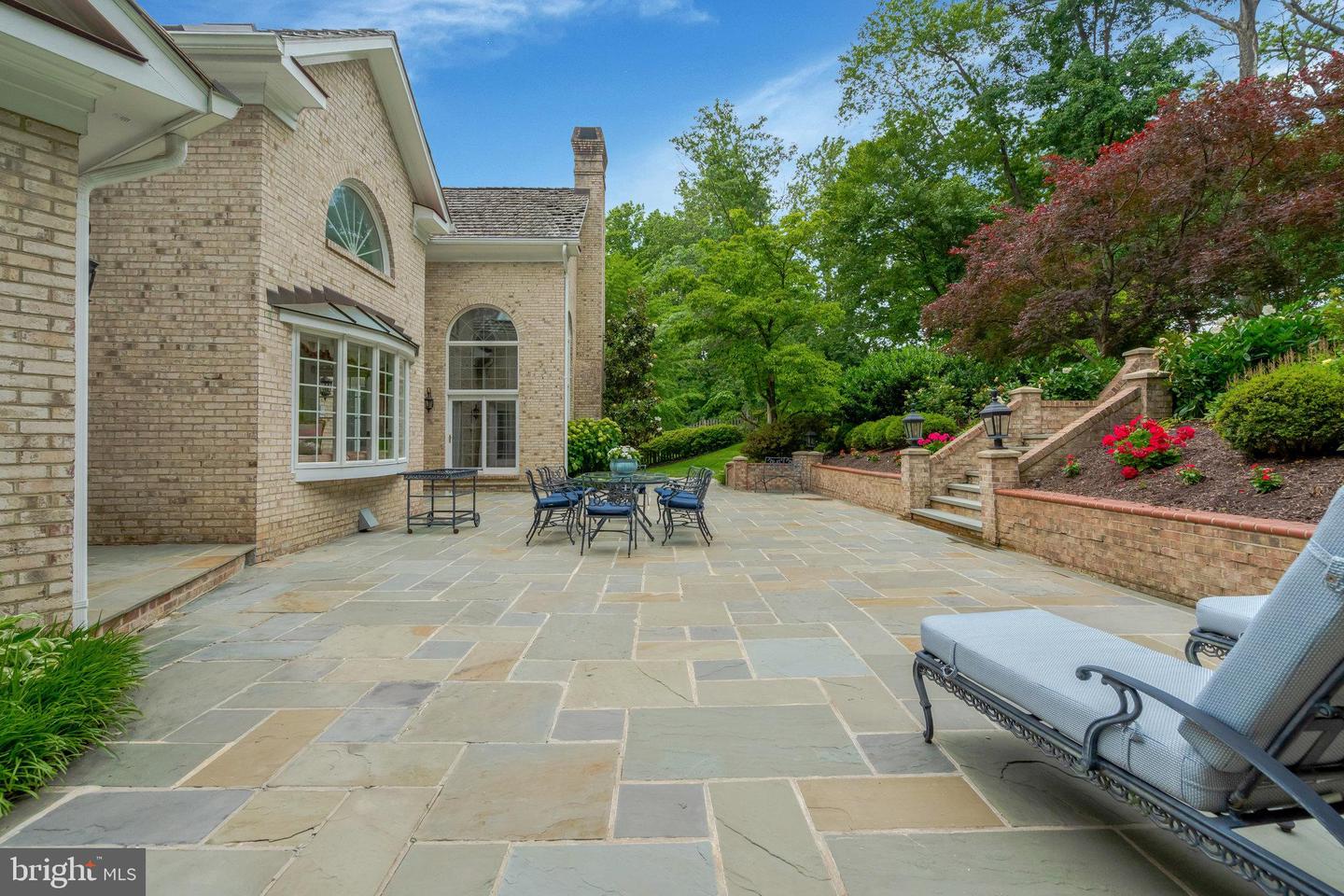 8013 GREENWICH WOODS DR, MCLEAN, Virginia 22102, 5 Bedrooms Bedrooms, ,4 BathroomsBathrooms,Residential,For sale,8013 GREENWICH WOODS DR,VAFX2214270 MLS # VAFX2214270